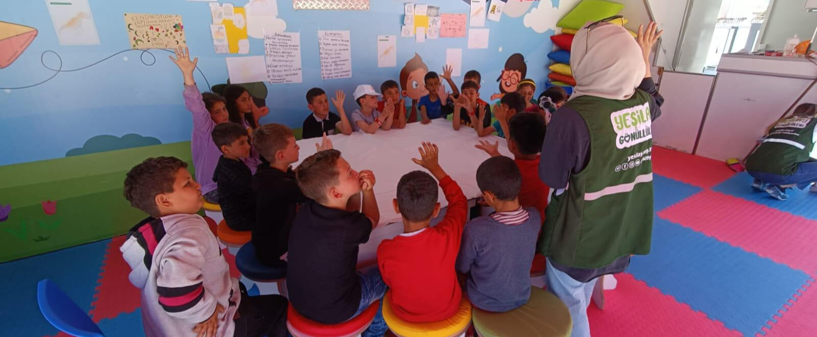 Benim Kulübüm Yeşilay Tırı, Hatay ve Gaziantep'te 864 Çocuk ve Gence Ulaştı